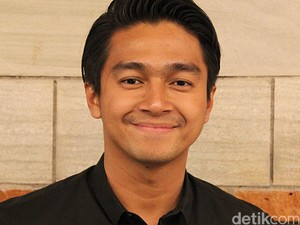 8 Artis Ini Bikin Bangga Pernah Jadi Paskibraka