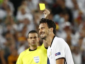 Hummels Kecewa Berat Absen di Semifinal