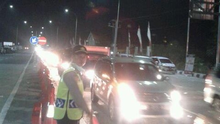 Macet Masih Horor di Brexit, Polisi Terus Berlakukan Contraflow