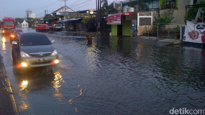 banjir rob semarang