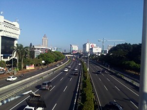Tak Seperti Biasanya, Tol Dalam Kota arah Cawang Lancar