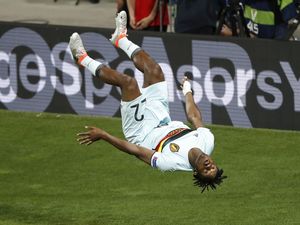 Resmi Jadi Pemain Chelsea, Batshuayi Ingin Raih Banyak Trofi