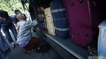Terminal Pulogadung Mulai Sepi Pemudik