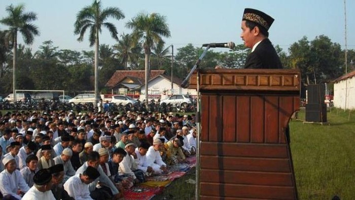 Furqon, Penyandang Tunanetra yang Aktif Berdakwah di Jalan Islam