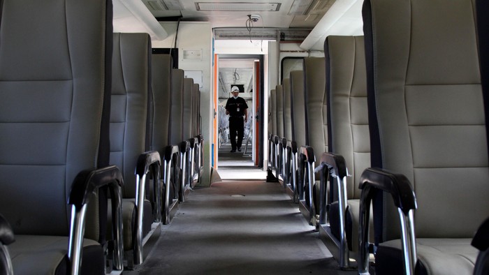 PT Kereta Api Indonesia (Persero) atau KAI meluncurkan kereta api kelas ekonomi dengan fasilitas yang lebih baik. Kereta ini, baru saja diluncurkan kemarin.