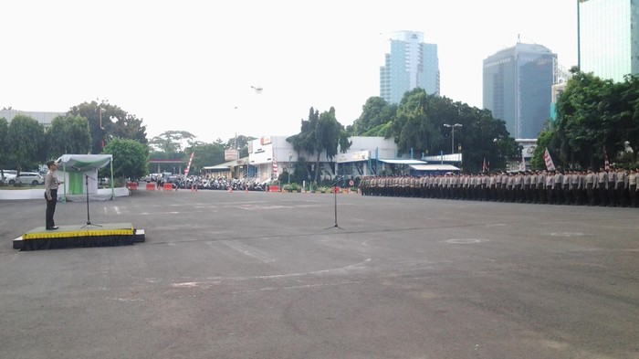 Gelar Apel Malam Takbiran, Kapolda Metro Minta Personel Jaga Keamanan Warga