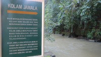 Setelah membayar tiket Rp 25.000 kita akan menjumpai Kolam Jamala. Kolam ini konon berkhasiat enteng jodoh (Fitraya/detikTravel)