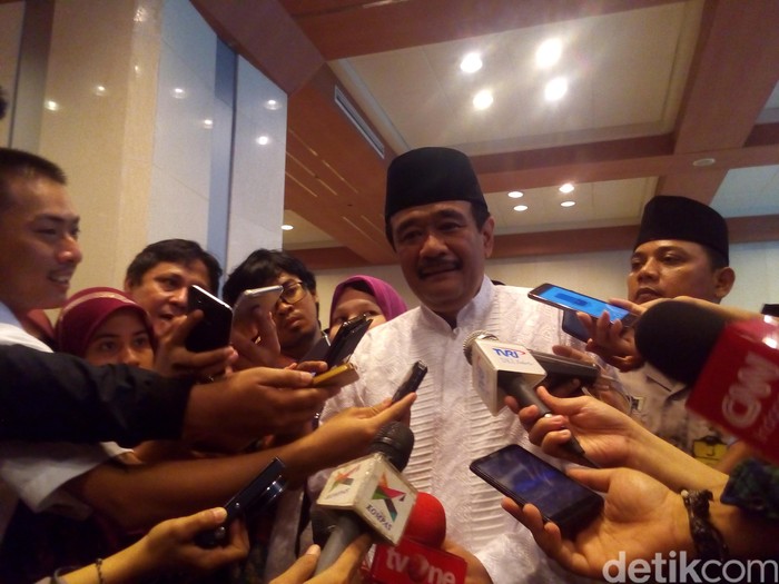 Duet dengan Buwas di Pilgub DKI? Djarot: Semua Ada Peluang
