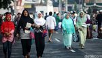 Ribuan Jamaah Salat Id di Jl Jatinegara Barat