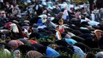 Potret Salat Id di Berbagai Negara