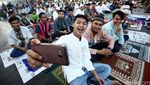 Ribuan Jamaah Salat Id di Jl Jatinegara Barat