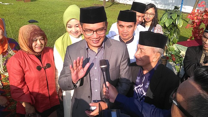 Ridwan Kamil Sindir Desentralisasi Setengah Hati Soal Proses Pembuatan e-KTP