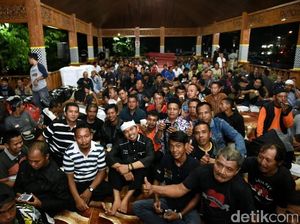 Kurangi Beban Kerja Petugas Kebersihan, Pemkab Purwakarta Relokasi PKL Takbiran