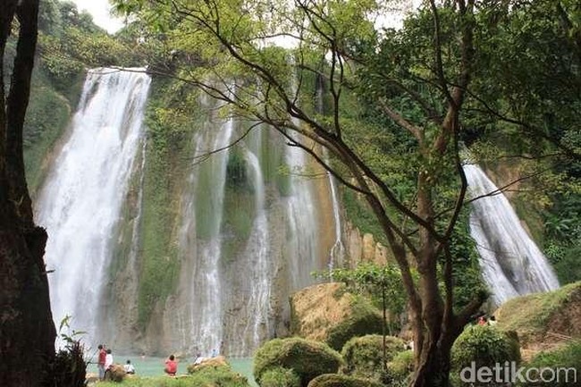 Aneka Air Terjun Cantik di Sukabumi