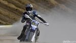 Valentino Rossi Didik 2 Rider Muda Indonesia