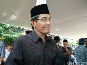 Komisioner KPU Gelar Rapat Pleno untuk Memilih Plt Ketua