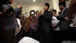 Sejumlah Tokoh Melayat Husni Kamil Manik