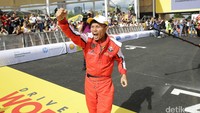 Mereka berada di Inggris sejak tanggal 29 Juni 2016 untuk mengikuti uji seleksi pra Shell Eco-marathon Drivers World Championship. Istimewa/dok Shell.