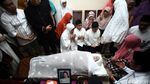 Husni Kamil Manik Meninggal Dunia