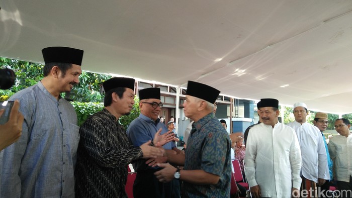 Hatta Rajasa Terkejut Husni Meninggal, Sempat Berharap Hanya Salah Info