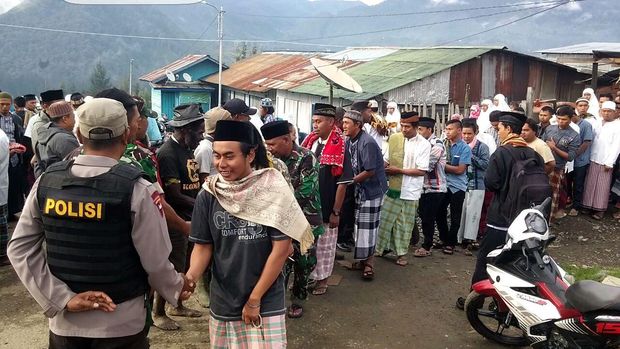 Begini Rukunnya Umat Kristen dan Islam di Ilaga Papua Saat 