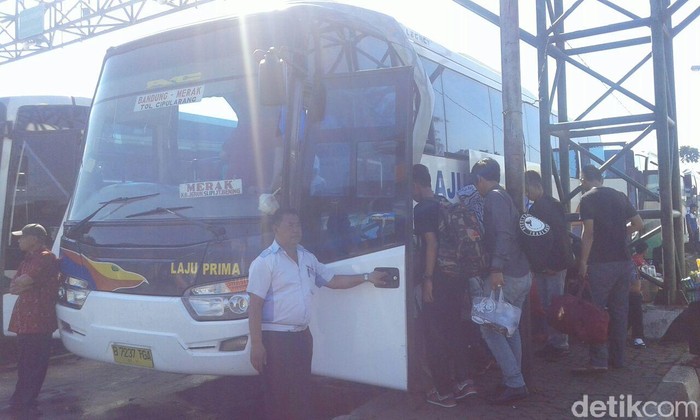 Arus Balik Liburan, 12 Ribu Orang Keluar Bandung via Leuwipanjang