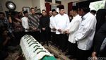 SBY Melayat Husni Kamil Manik