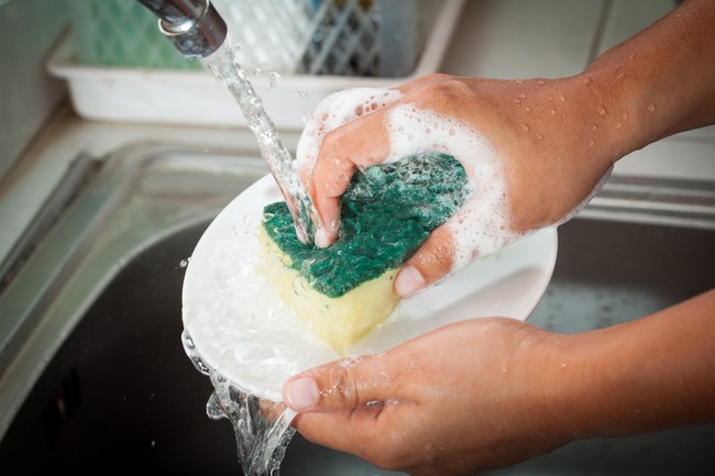 Bersihkan 9 Alat Dapur dengan Cara Ini Agar Tak Pengaruhi Rasa Makanan (1)