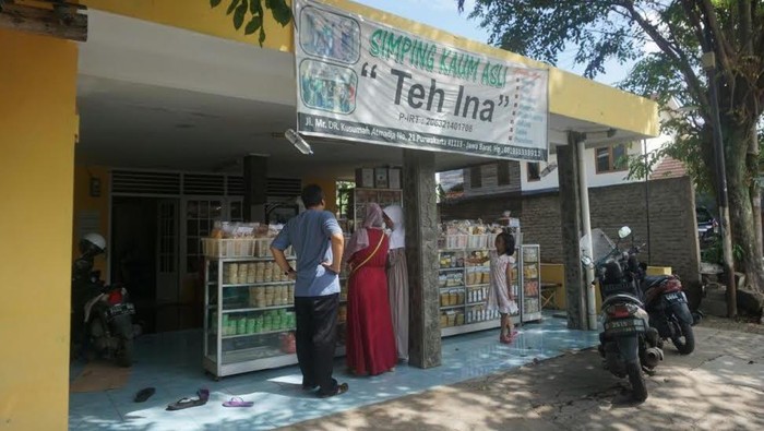 Silakan Diborong: Simping, Oleh-Oleh Renyah dan Gurih Khas Purwakarta