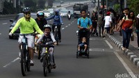 Hari ini Car Free Day ditiadakan.