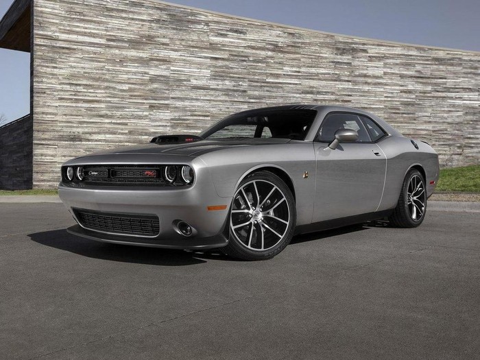 Dodge Challenger Generasi Terbaru Lahir pada 2019?