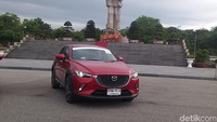 Mazda CX-3 difoto di Hochiminh Square, Vinh, Vietnam. detikOto melakukan test drive terhadap CX-3 dengan rute yang sangat panjang melintasi 3 negara dengan jarak 1.500 km. Foto: Rivki