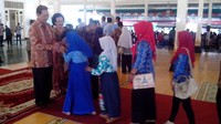 Mereka mengikuti open house untuk bersilaturahmi dengan gubernur, wakil gubernur DIY bersama jajarannya. Sri Sultan Hamengku Buwono X hadir bersama GKR Hemas. Sedangkan Sri Paduka Paku Alam X juga didampingi istri GBRAy Paku Alam X.