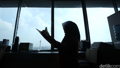 PNS DKI Masuk Kerja 100 Persen