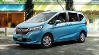 Honda menyebut bahwa mobil ini memiliki pengaturan tempat duduk serbaguna yang bisa mengakomodasi berbagai kebutuhan. Dengan dua baris kursi, Freed+ hadir dengan ruang bagasi yang lebih luas. Honda memperkenalkan lantai rendah untuk ruang kargo pada Freed+. Foto: Honda