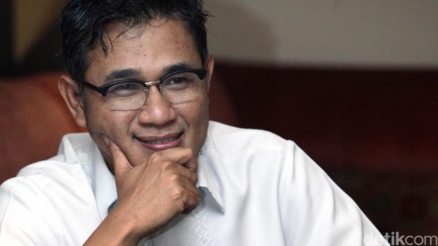 Debat Menggebu-gebu Jansen vs Budiman Sudjamiko Soal Rekam Jejak Capres 