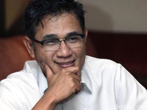 Budiman Sudjatmiko Bicara Soal Bertarung Tanpa Jurus Mabuk