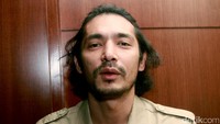 Abimana kini kembali tampil dengan rambut gondrong. Pool/Gus Mun/detikFoto.