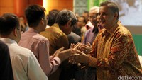 Direktur Utama PLN, Sofyan Basir saat berhalal bihalal dengan dengan karyawan PLN dalam kesempatan tersebut. Istimewa/PLN