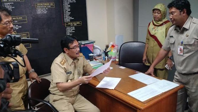 Ada PNS di DPRD DKI Izin Sakit Usai Lebaran, Djarot: Aku Nggak Percoyo! Ada PNS di DPRD DKI Izin Sakit Usai Lebaran, Djarot: Aku Nggak Percoyo!