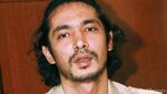 Penampilan Abimana Aryasatya yang Gondrong dan Kumisan