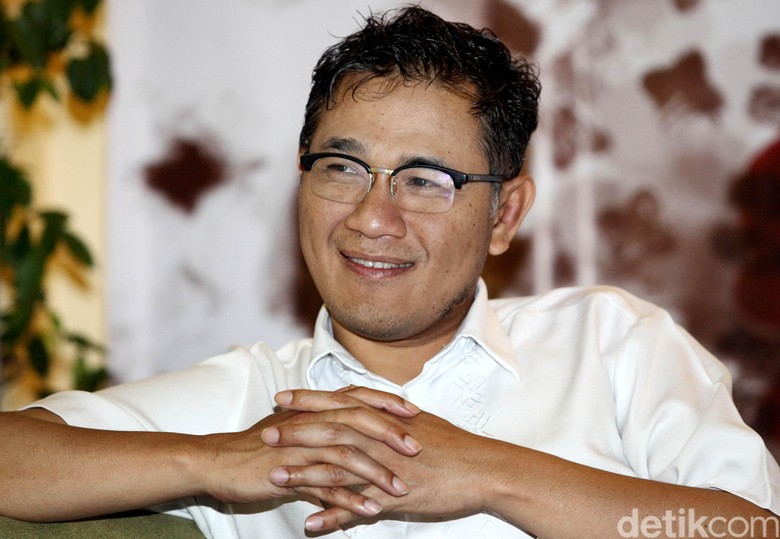Budiman Sudjatmiko Balas Sindiran Fadli Zon ke Jokowi Budiman Sudjatmiko Balas Sindiran Fadli Zon ke Jokowi