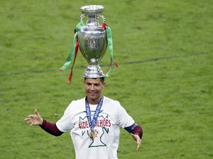 Bisa Bawa Portugal Juara, Ronaldo Terbaik di Dunia
