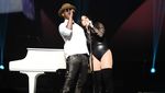 Demi Lovato Konser Bareng Nick Jonas
