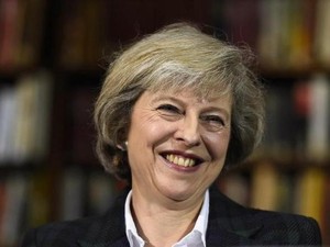 Ratu Elizabeth II Terima Pengunduran Diri Cameron, May Resmi Jadi PM Inggris