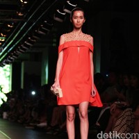 Sebastian Red by Sebastian Gunawan Plaza Indonesia Fashion Week 2016 at Plaza Indonesia. Thamrin. Jakarta. [Foto: Mohammad Abduh/Wolipop]