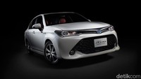 Merayakannya, Toyota mengeluarkan edisi khusus ulang tahun ke-50. Model mobil itu dinamai Corolla Axio Hybrid G 50 Limited.Model terbatas ini akan menggunakan powertrain hybrid G, dengan mesin 1,5 liter yang memberi 100 tenaga kuda. Foto: Toyota