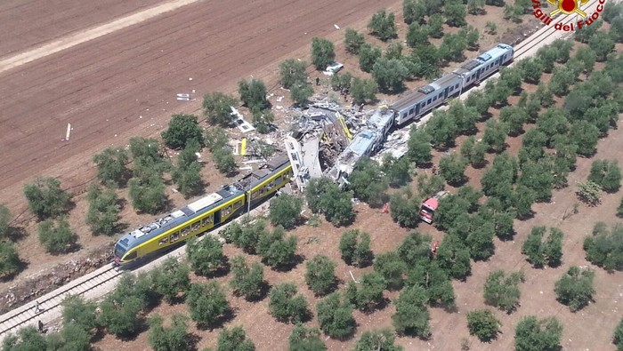 Tabrakan 2 Kereta Renggut 27 Nyawa, PM Italia Perintahkan Penyelidikan Penuh