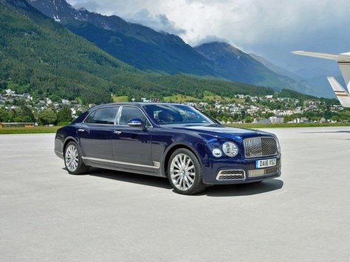 Bentley Mulsanne Siap Disetrum