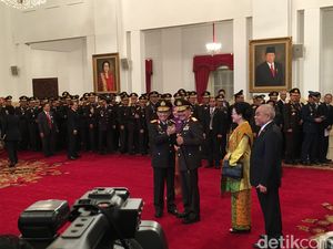 Presiden Jokowi ke Jenderal Tito: Berantas Mafia Hukum!
